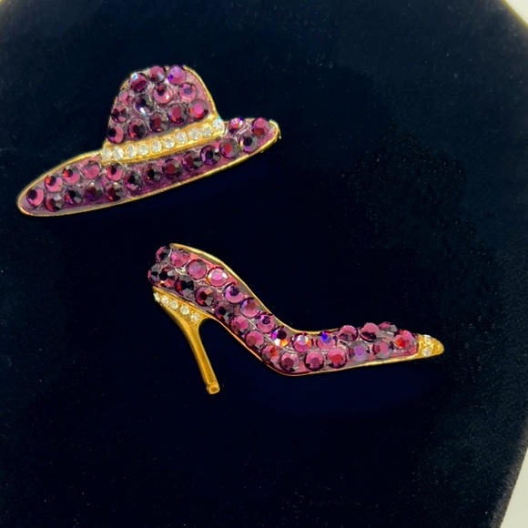 Vintage Set Bejeweled Amethyst Rhinestone Ladies Hat & Shoe Brooch/Pins - Picture 2 of 7